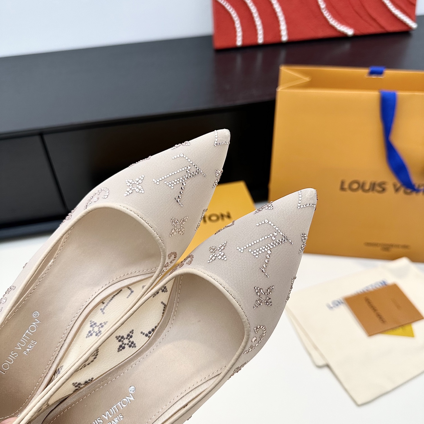 Women's high heels